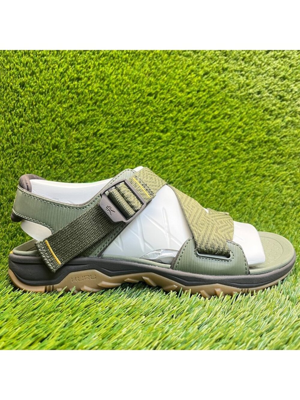 Kuru Current Mens Size 11 Olive Green Gum Beach Walking Outdoor Strappy Sandals
